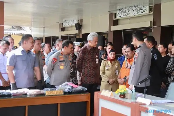 Pengasuh Ponpes di Batang Cabuli 15 Santriwati, Ganjar Murka dan akan Turunkan Tim Khusus